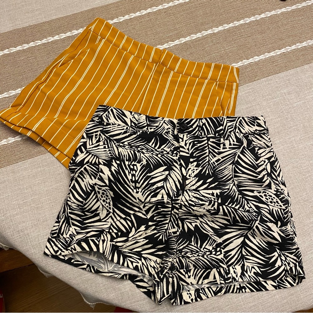 forever 21 high waisted shorts size Medium